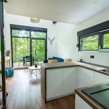 Tree Elements Treehouse Retreat Apartment Slunj Exterior photo