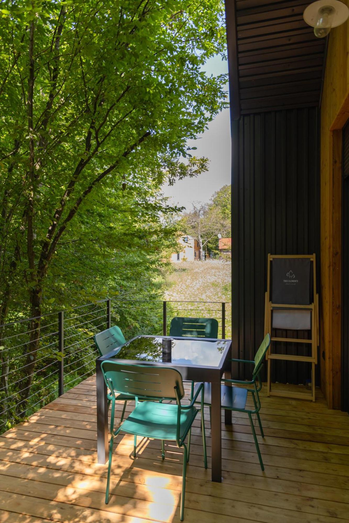Tree Elements Treehouse Retreat Apartment Slunj